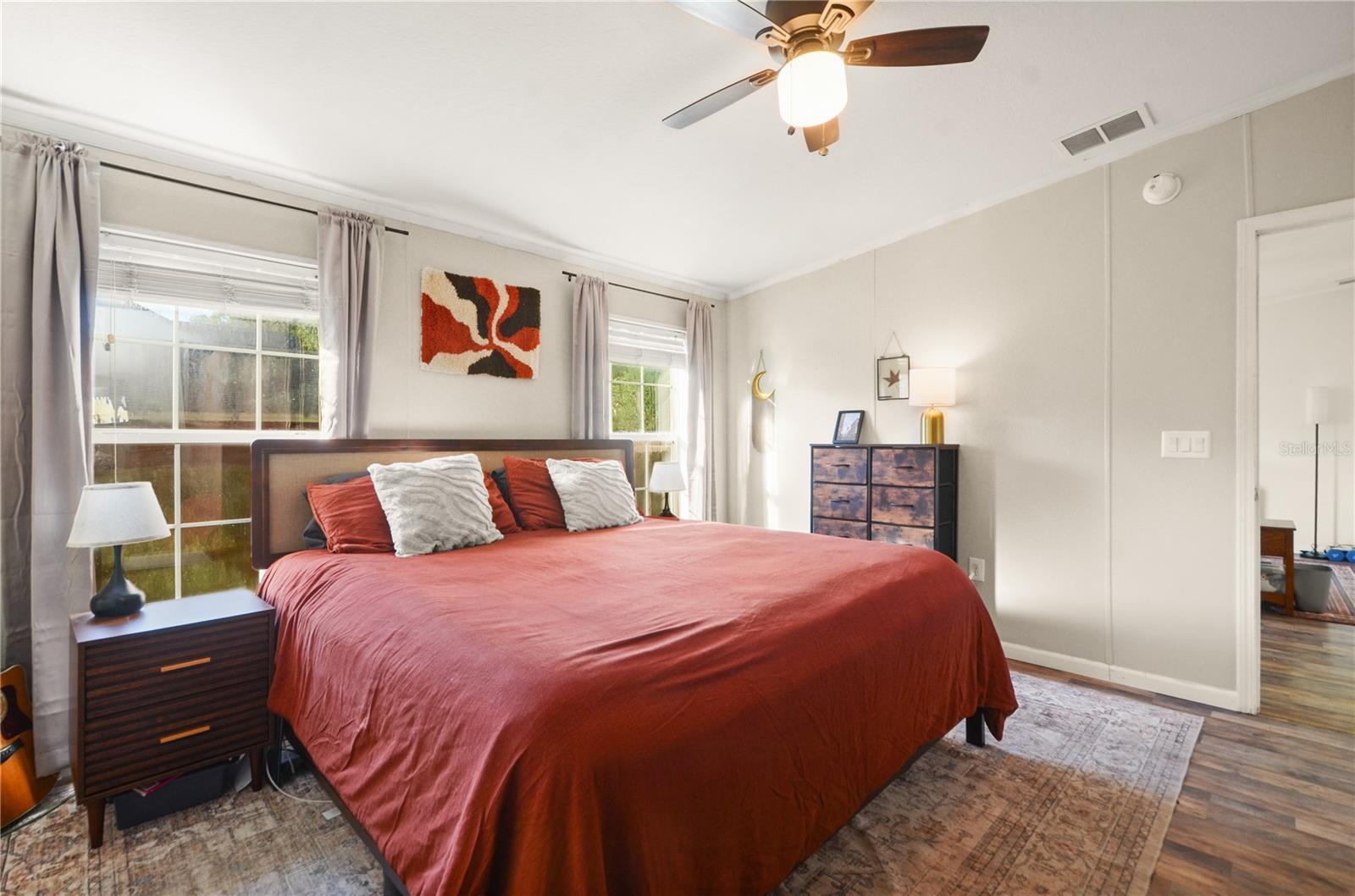 Image 14 of 28 For 1305 Groveland Avenue