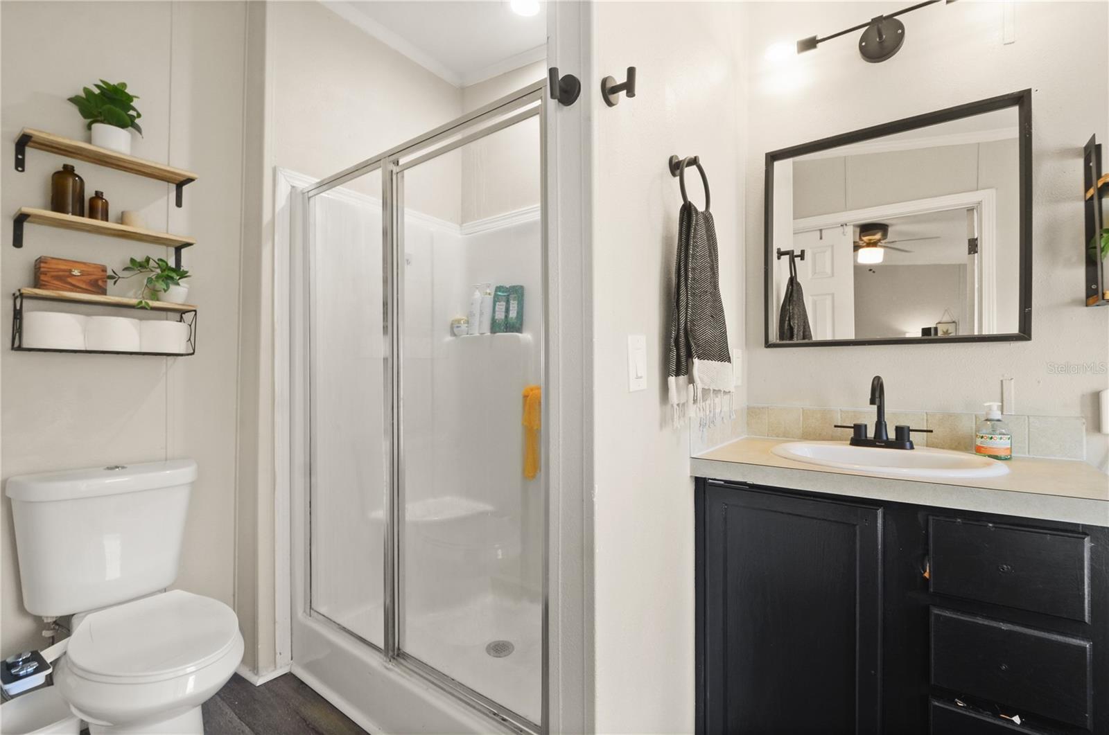 Image 15 of 28 For 1305 Groveland Avenue