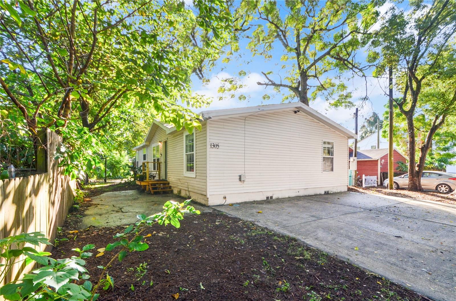 Image 28 of 28 For 1305 Groveland Avenue