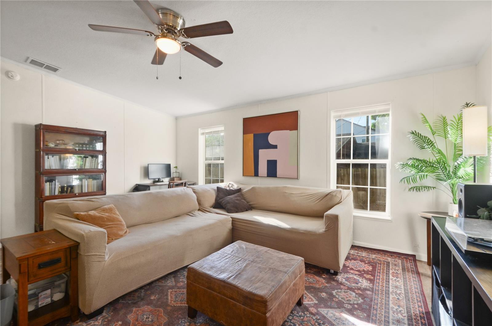 Image 7 of 28 For 1305 Groveland Avenue