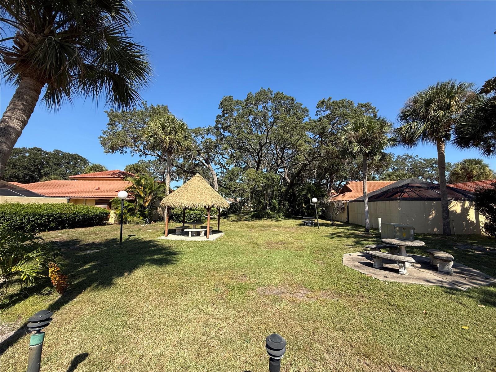 Image 31 of 31 For 4930 Haiti Circle 8