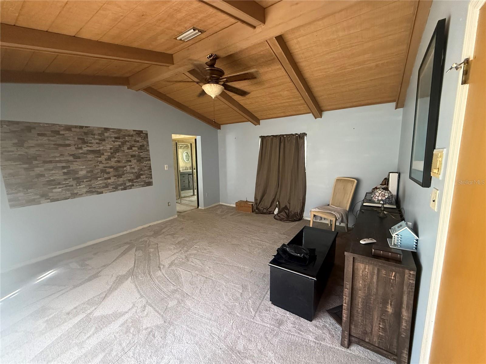 Image 8 of 31 For 4930 Haiti Circle 8