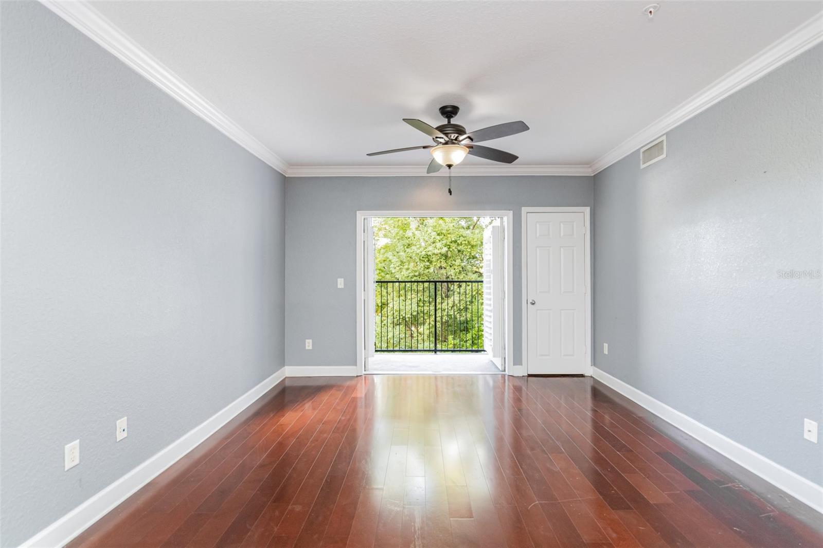 Image 5 of 29 For 304 South Street 4023