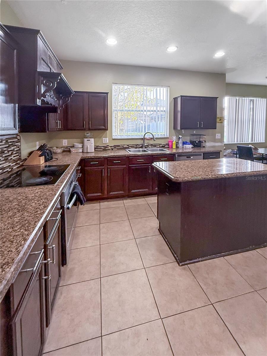 Image 8 of 16 For 967 Tramells Trail