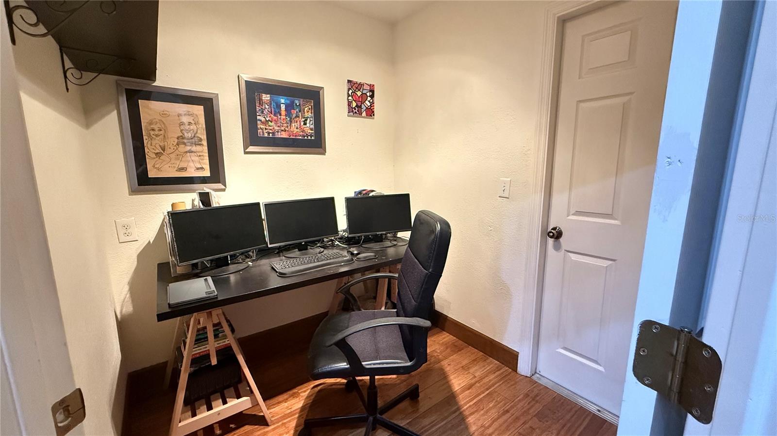 Image 15 of 31 For 175 Cloverdale Road