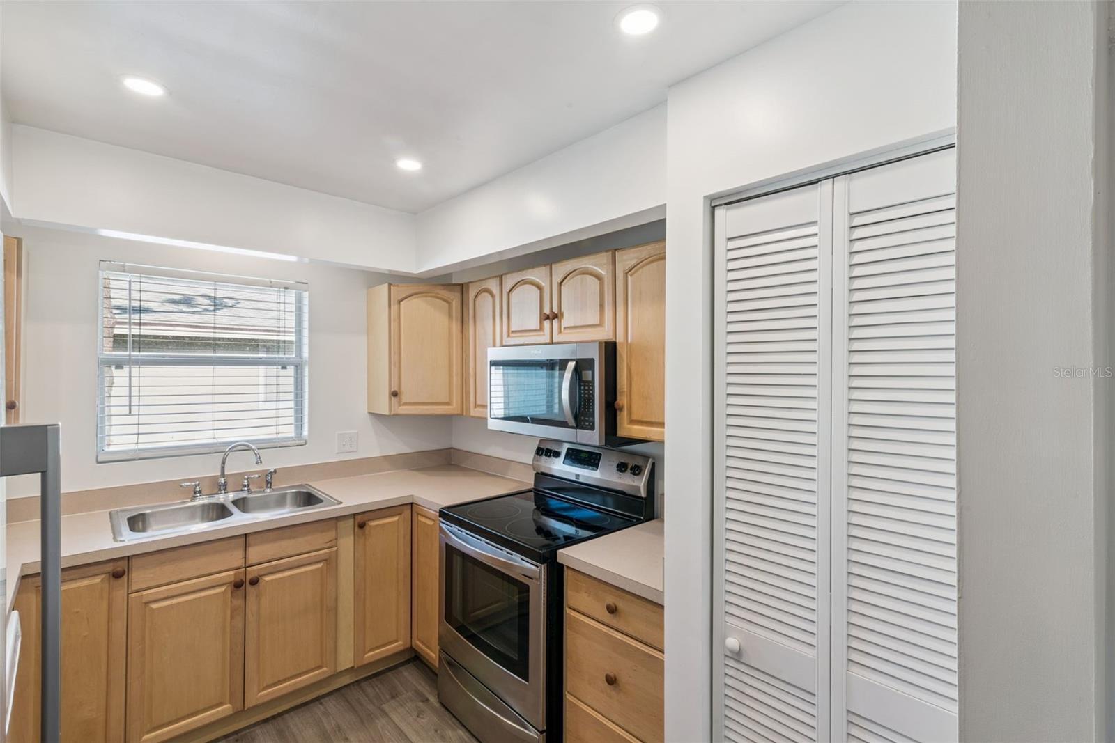 Image 13 of 29 For 4449 Ring Neck Road C