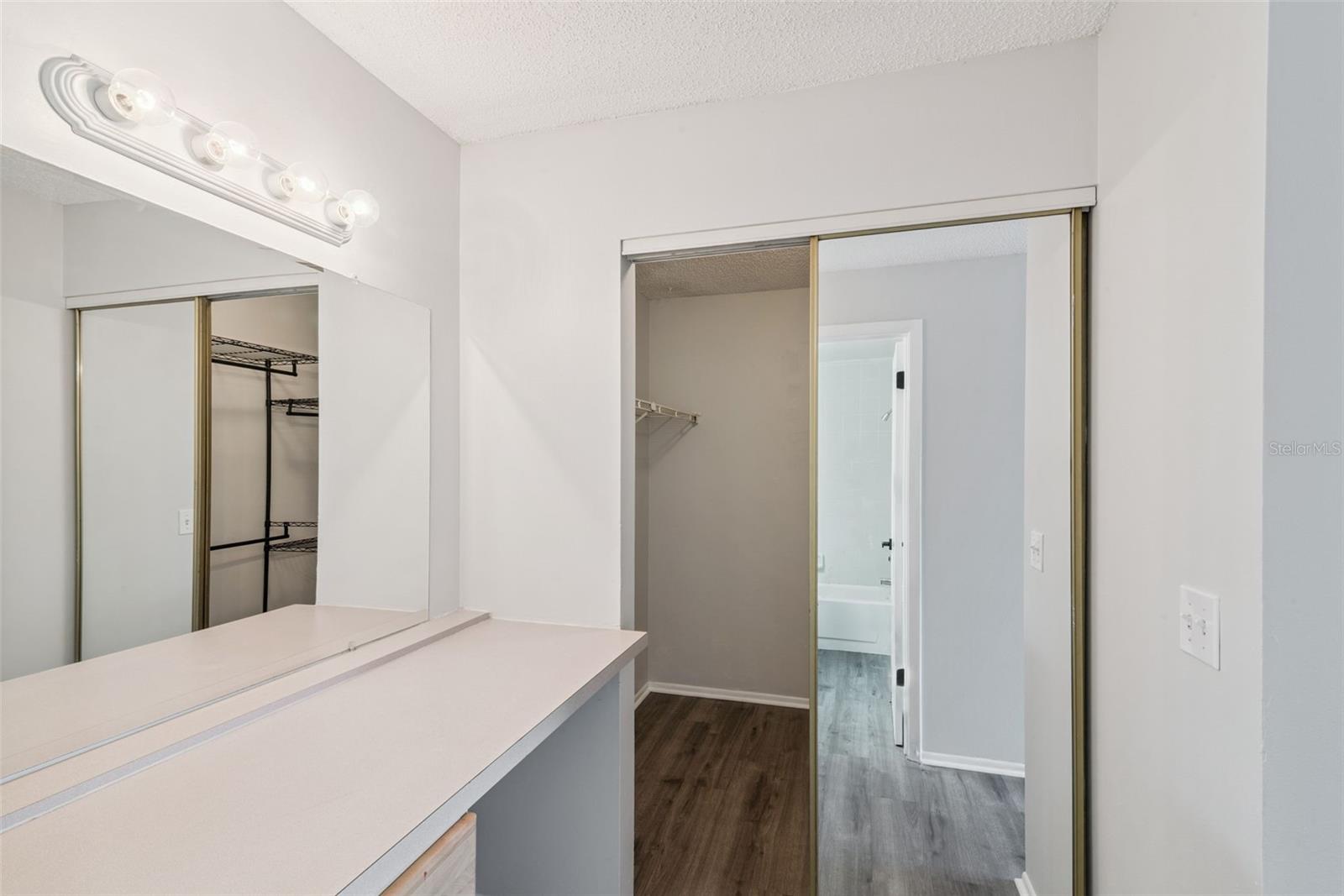 Image 17 of 29 For 4449 Ring Neck Road C