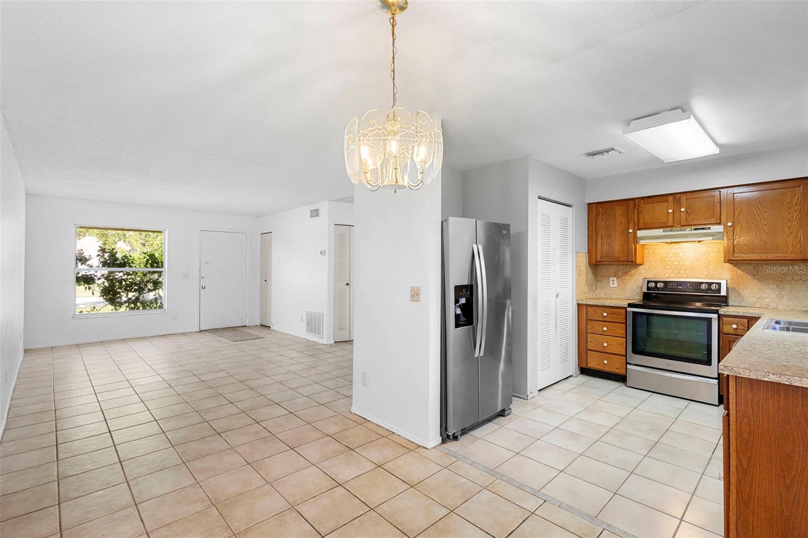 Image 9 of 35 For 7708 Toucan Drive