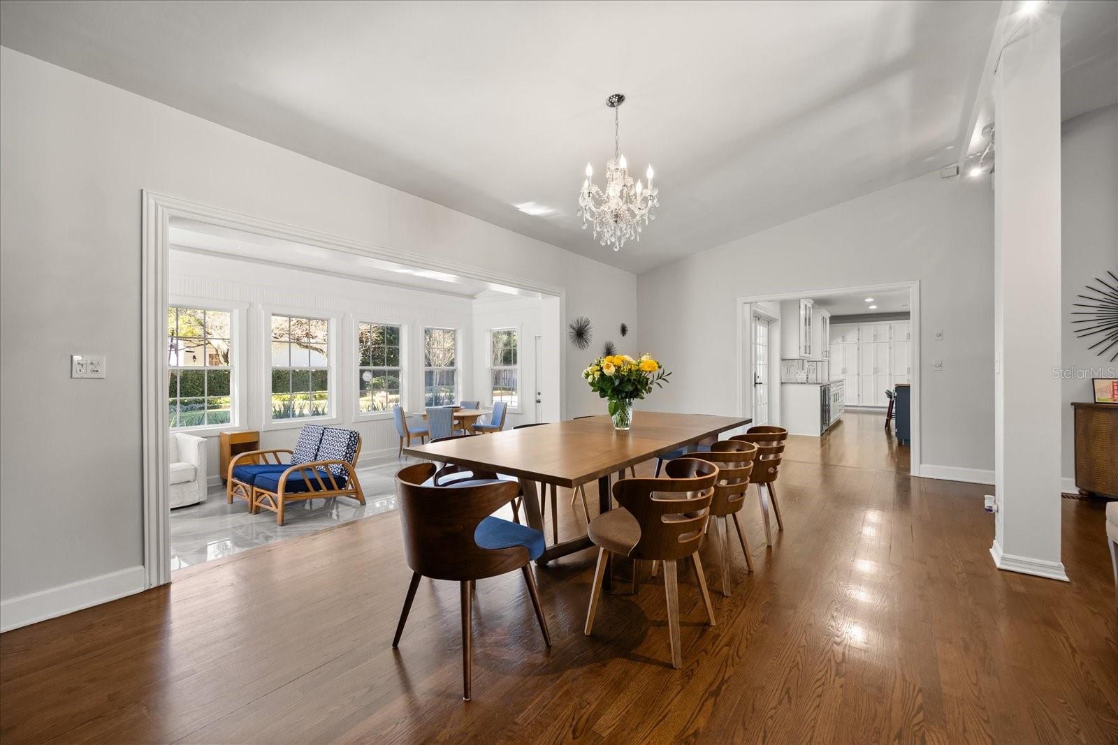 Listing photo id 11 for 2299 Via Tuscany