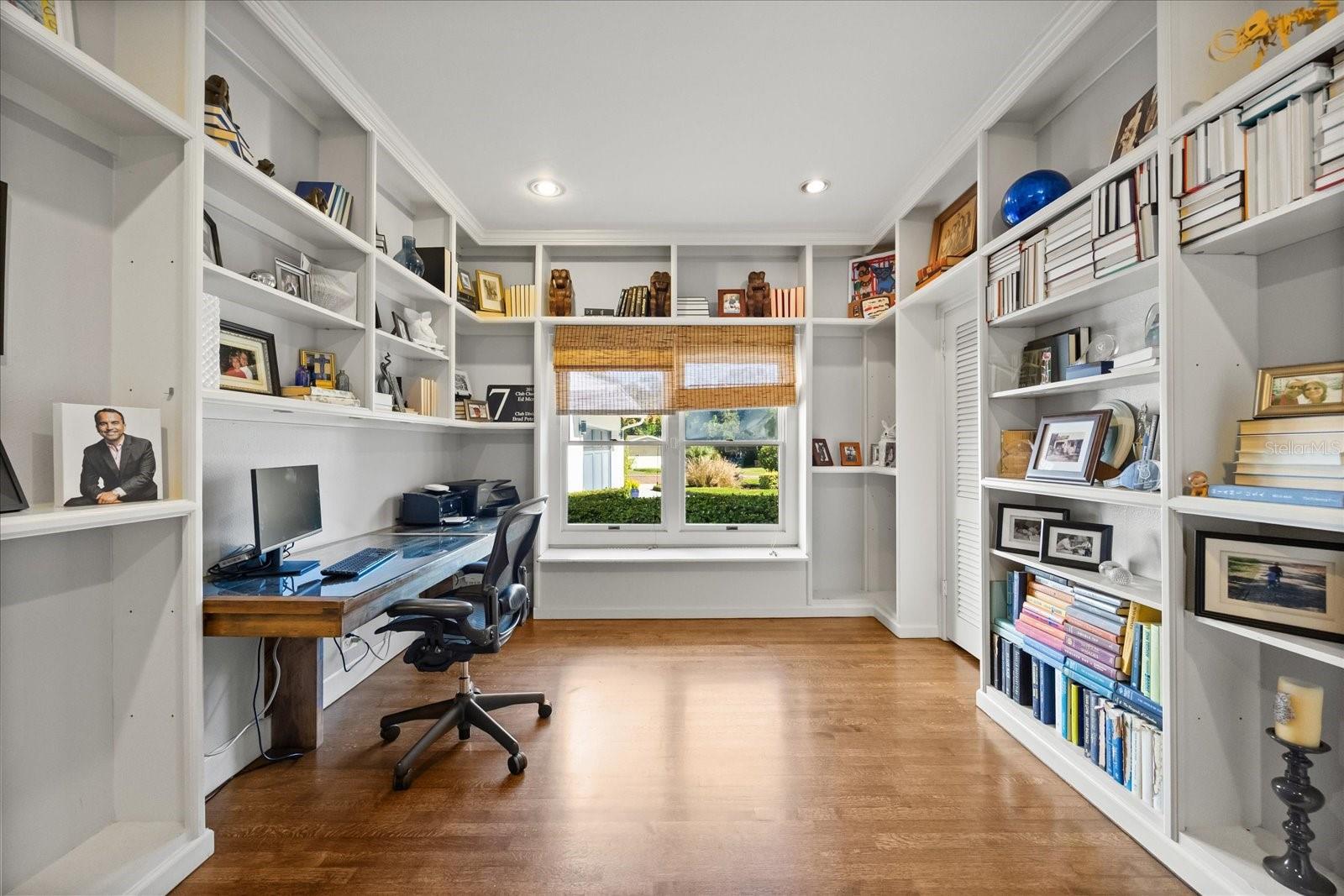 Listing photo id 28 for 2299 Via Tuscany