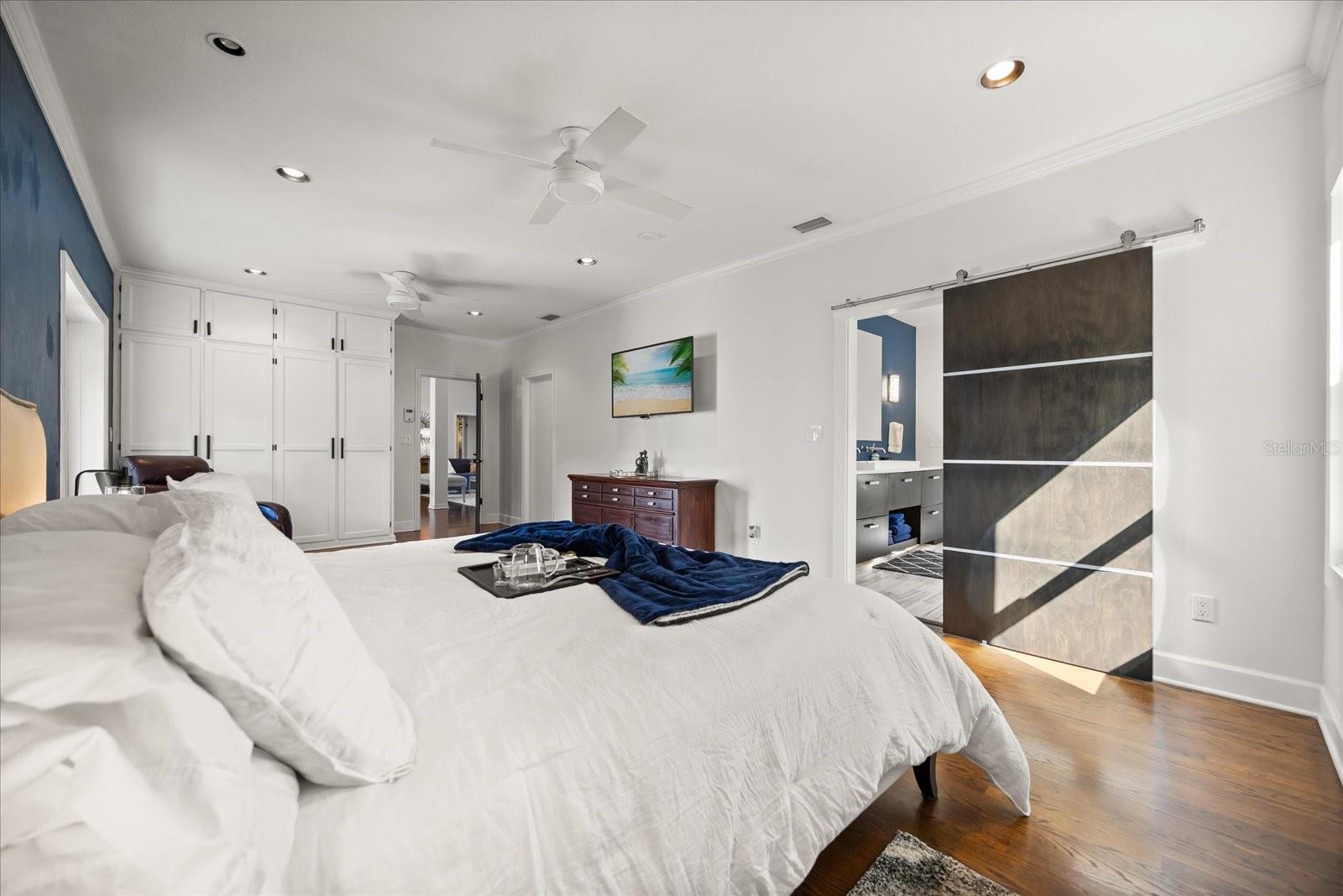 Listing photo id 34 for 2299 Via Tuscany