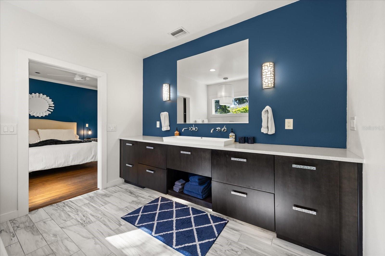 Listing photo id 38 for 2299 Via Tuscany