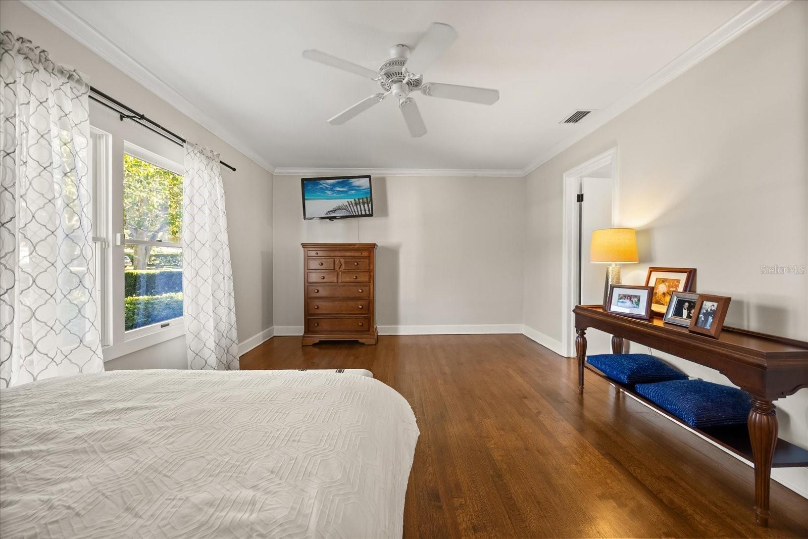 Listing photo id 41 for 2299 Via Tuscany