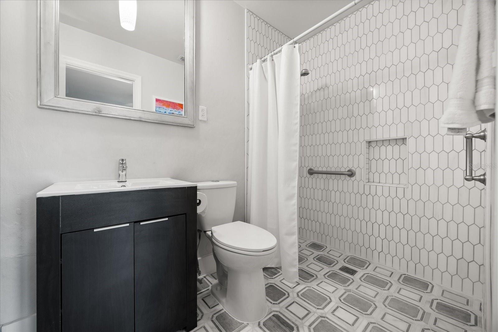 Listing photo id 42 for 2299 Via Tuscany