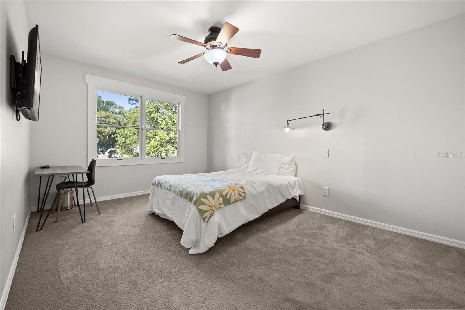 Listing photo id 45 for 2299 Via Tuscany