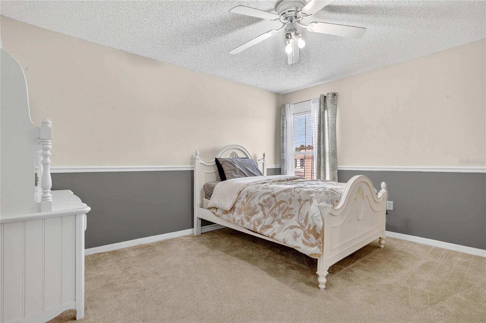 Image 16 of 27 For 223 Tavestock Loop