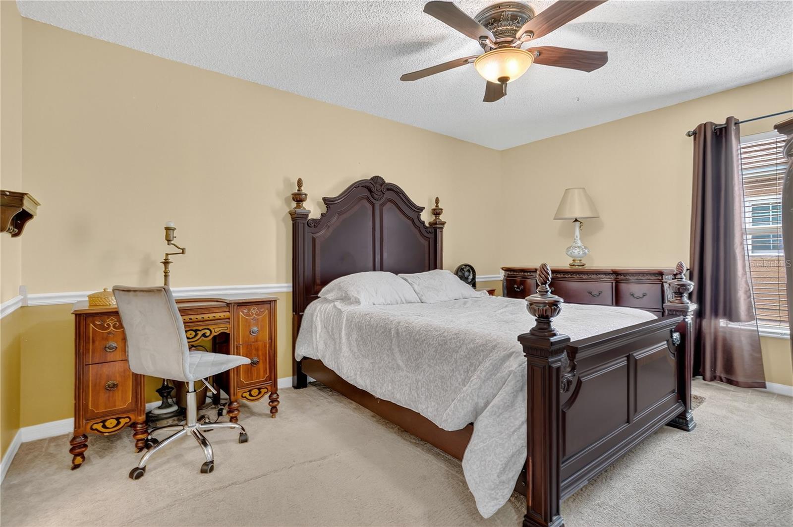 Image 17 of 27 For 223 Tavestock Loop