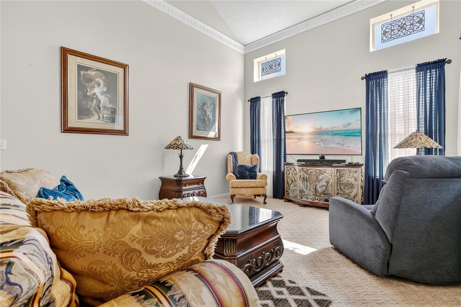 Image 4 of 27 For 223 Tavestock Loop