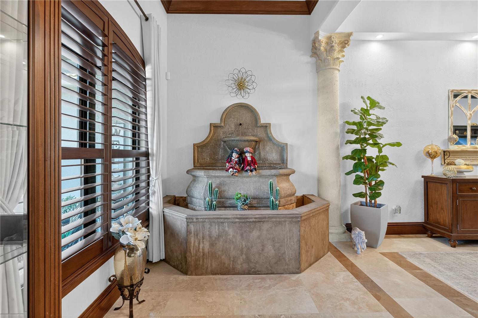 Image 14 of 89 For 8541 Christophers Haven Court