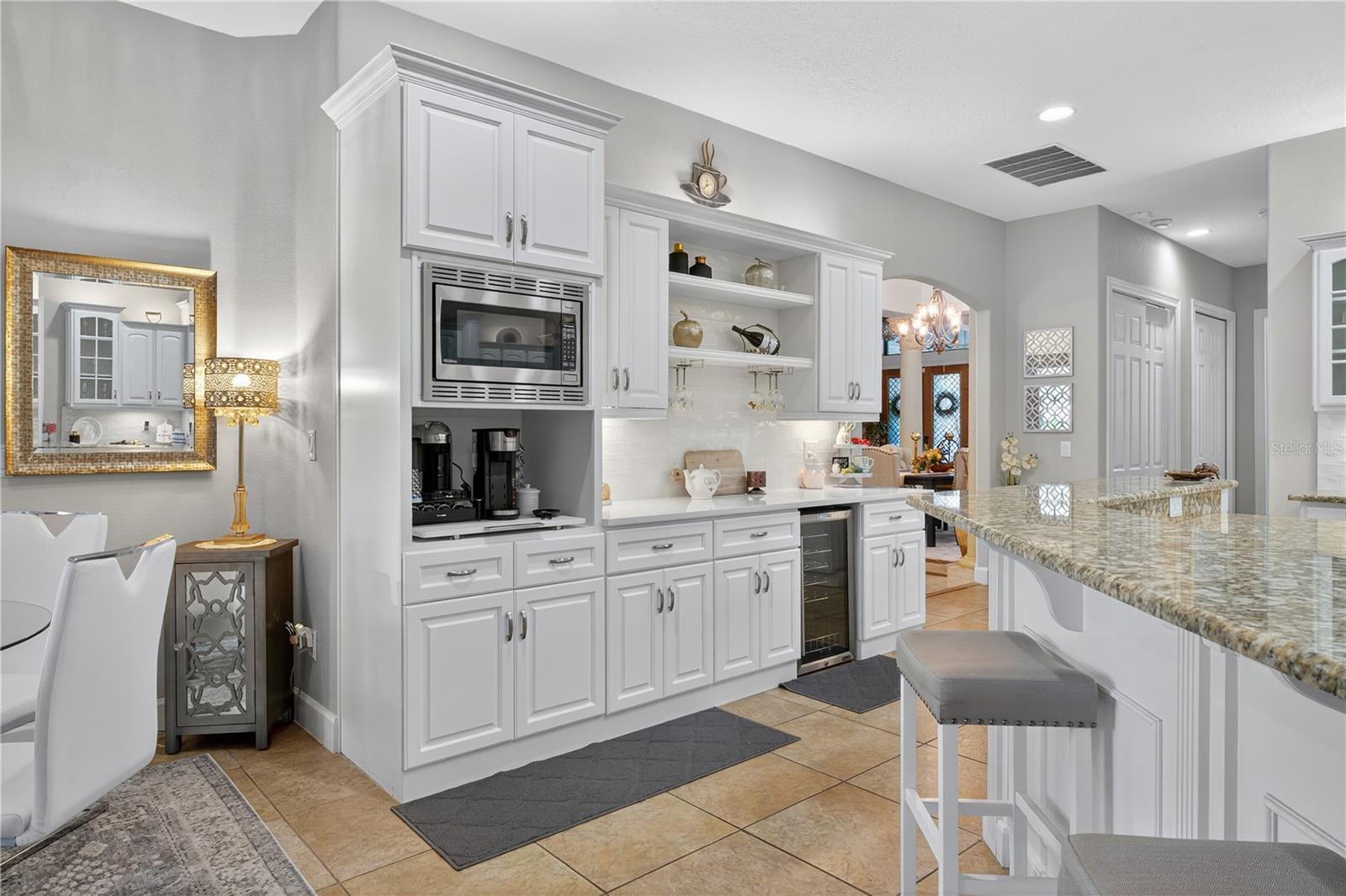 Image 29 of 89 For 8541 Christophers Haven Court