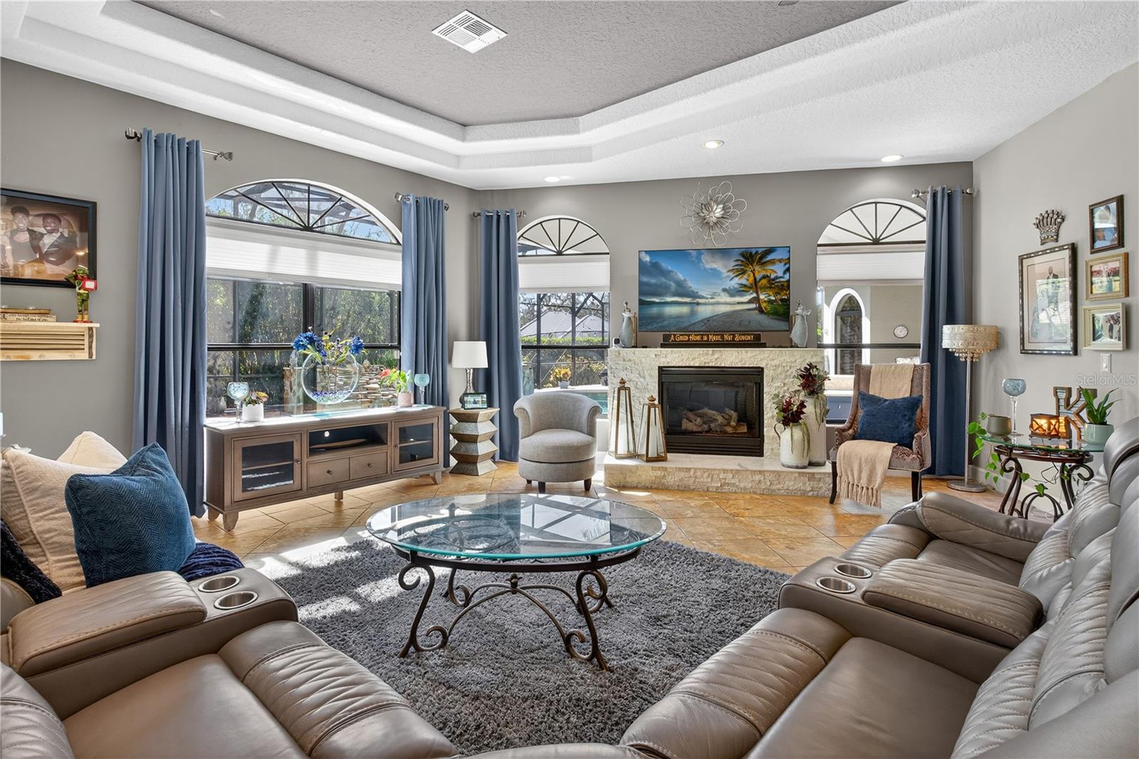 Image 35 of 89 For 8541 Christophers Haven Court