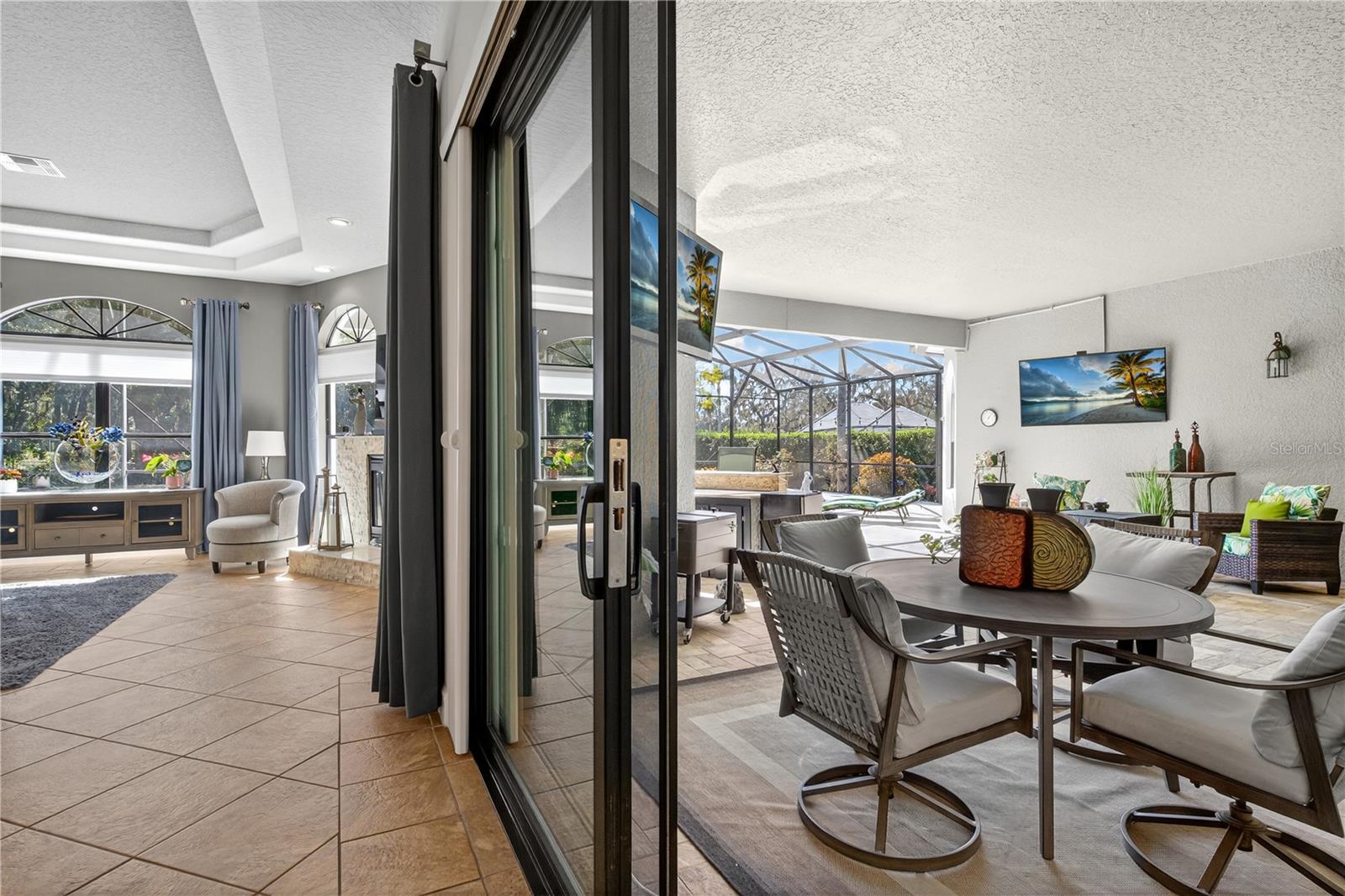 Image 36 of 89 For 8541 Christophers Haven Court