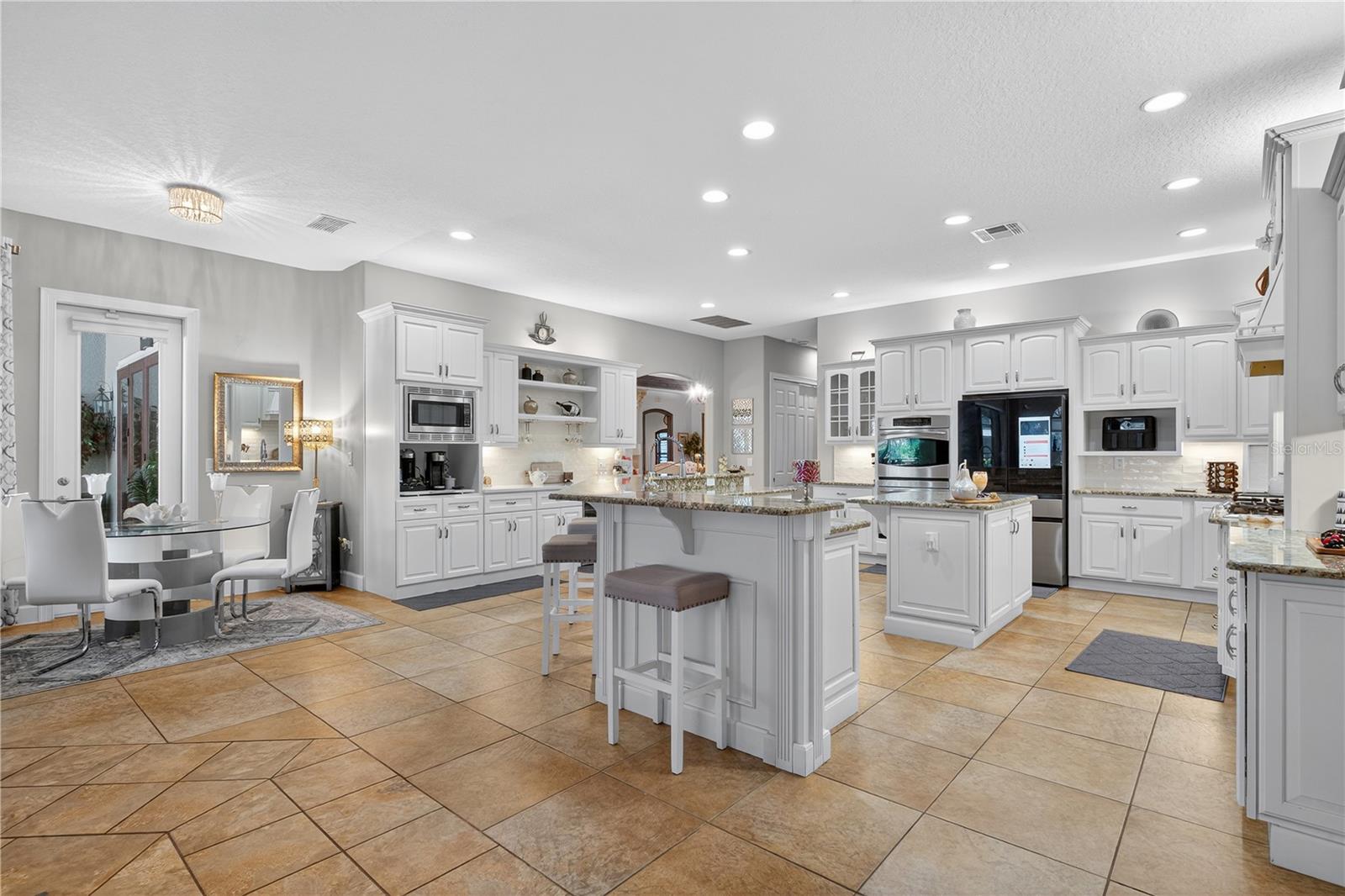 Image 37 of 89 For 8541 Christophers Haven Court