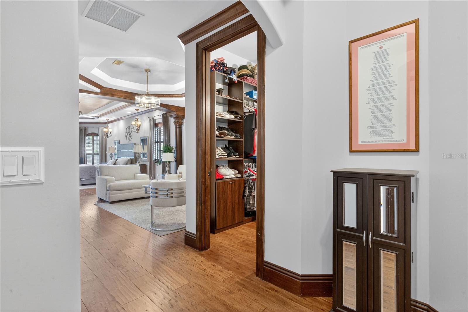 Image 38 of 89 For 8541 Christophers Haven Court