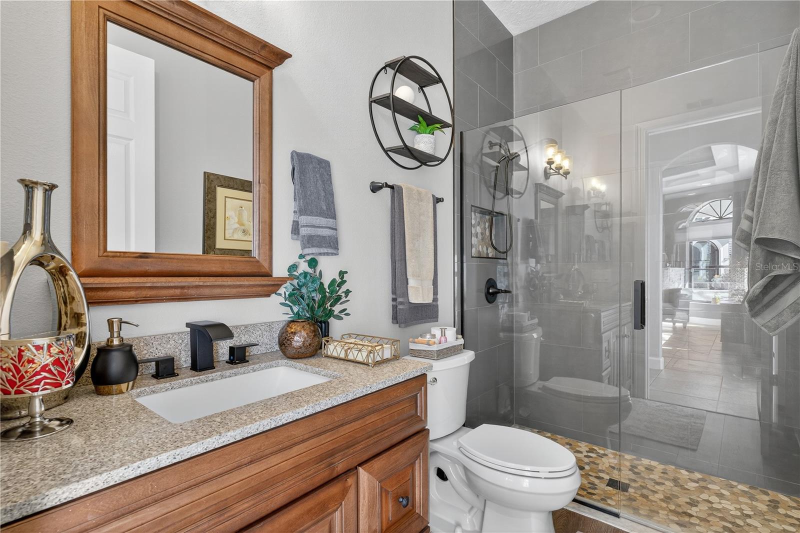 Image 73 of 89 For 8541 Christophers Haven Court