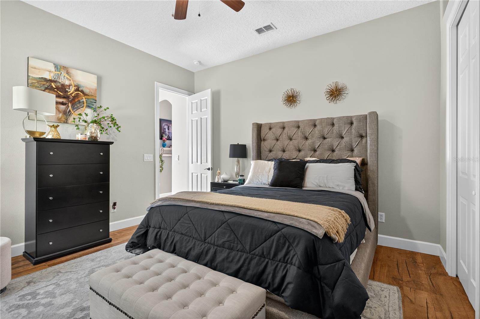 Image 75 of 89 For 8541 Christophers Haven Court