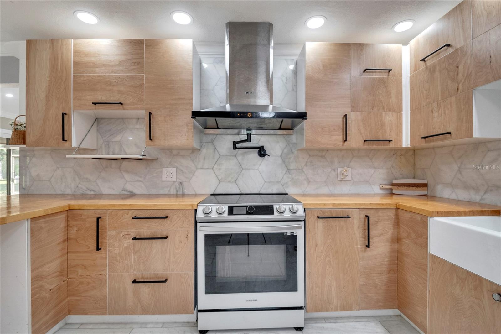 Image 16 of 68 For 3328 Wax Berry Court