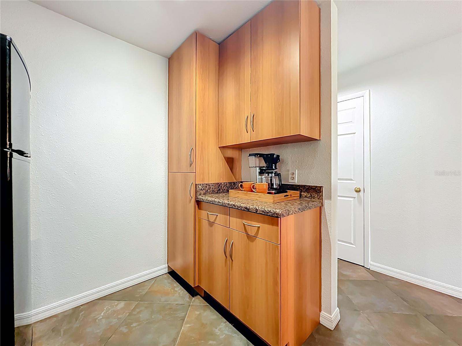 Image 10 of 60 For 1100 Delaney Avenue G23