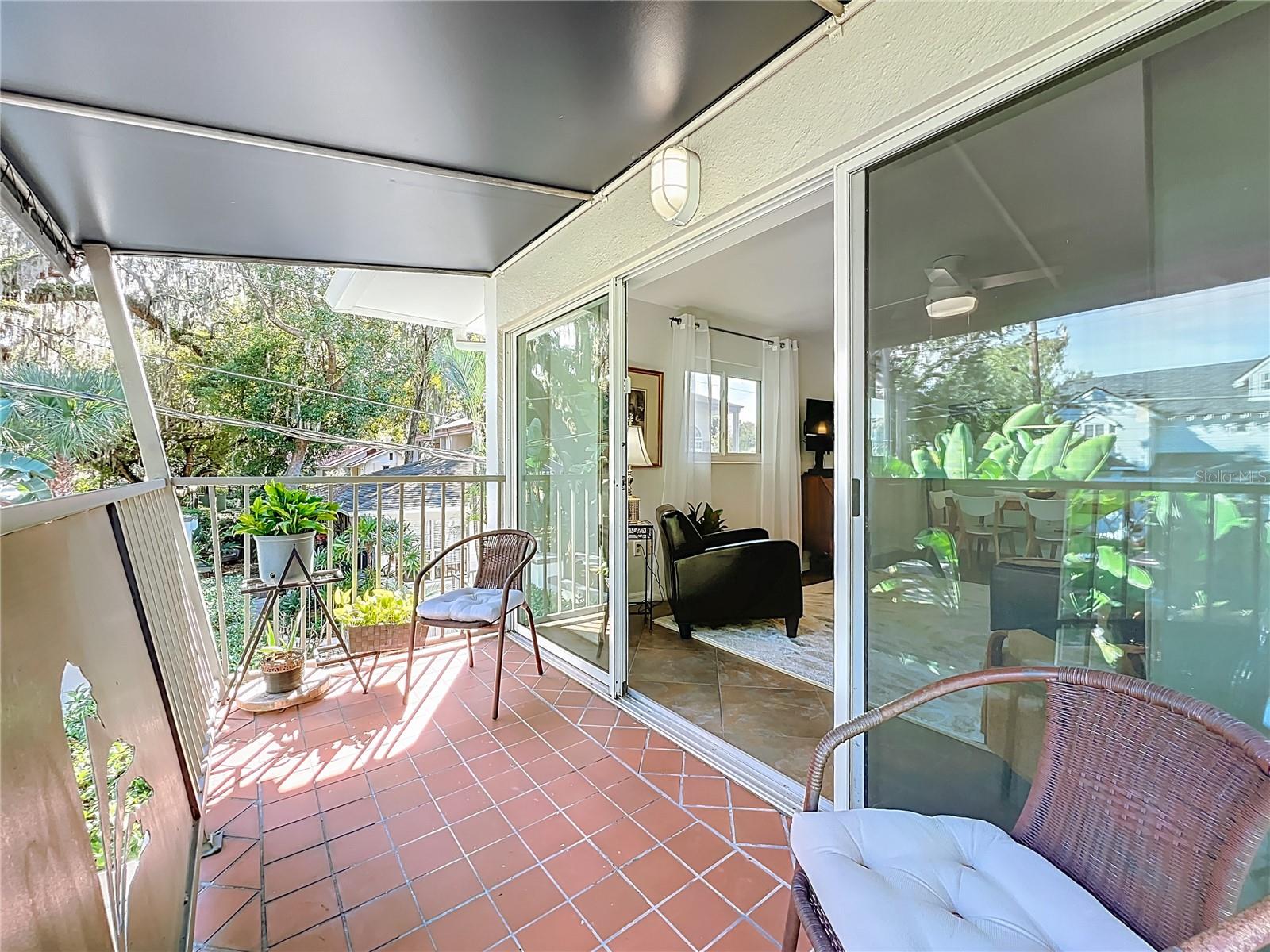 Image 15 of 60 For 1100 Delaney Avenue G23