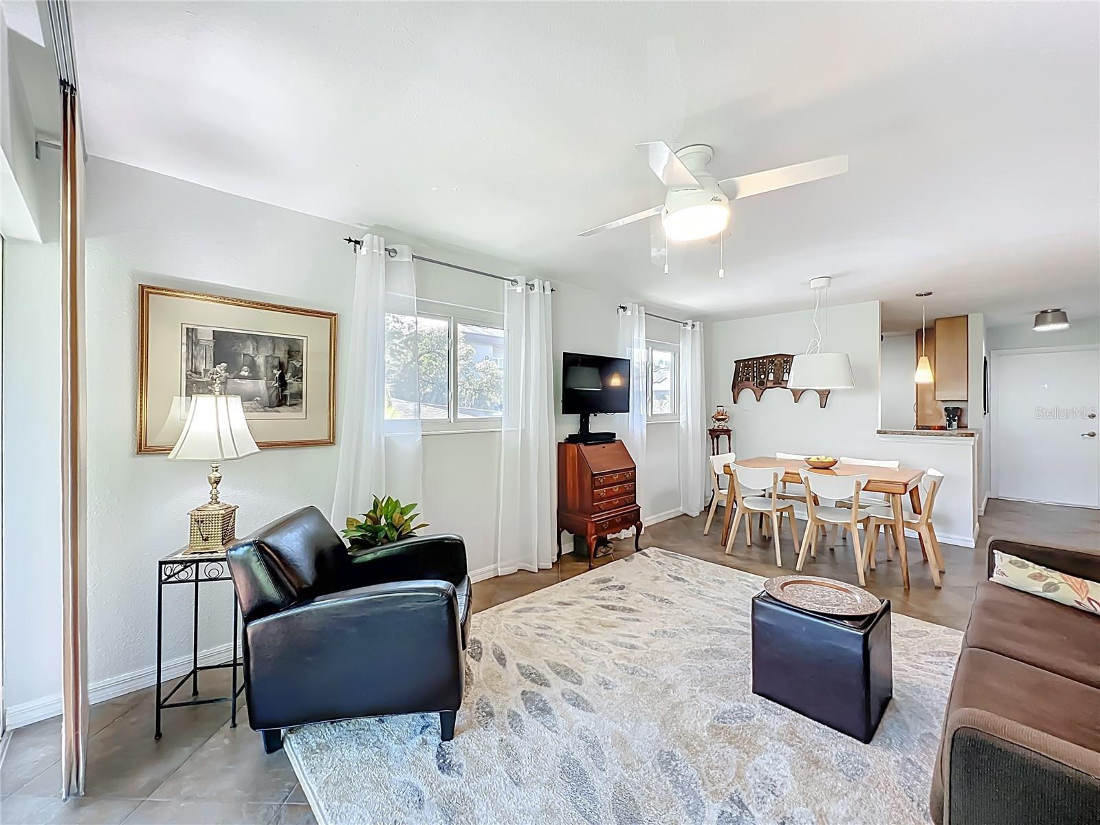 Image 18 of 60 For 1100 Delaney Avenue G23