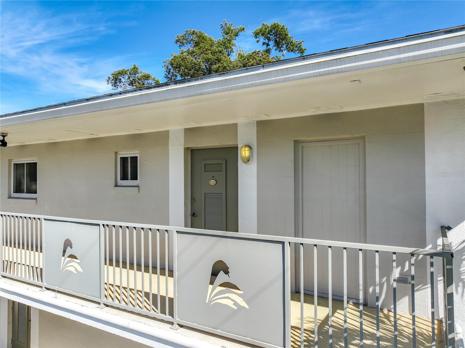 Image 2 of 60 For 1100 Delaney Avenue G23