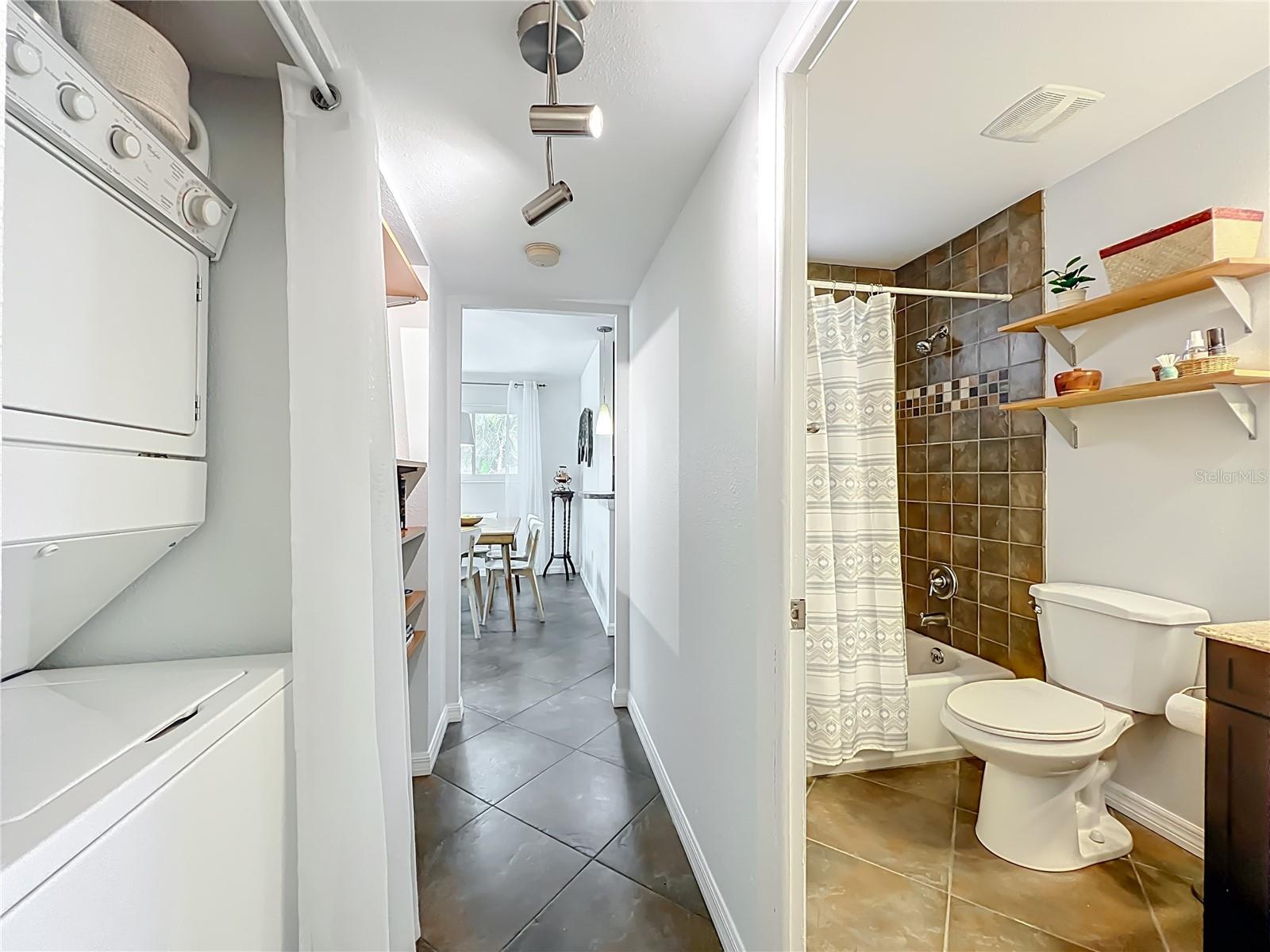 Image 28 of 60 For 1100 Delaney Avenue G23