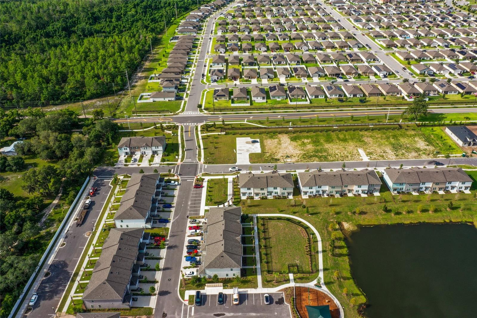 Image 21 of 27 For 377 Grand Pine Lane