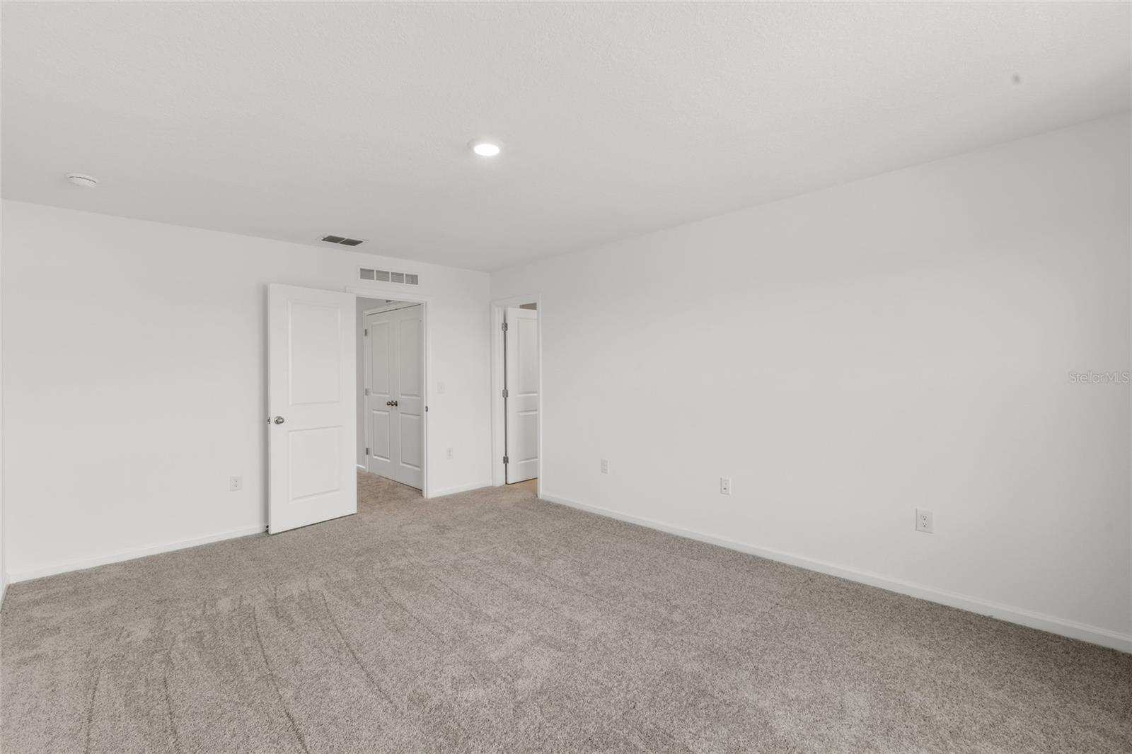 Image 7 of 27 For 377 Grand Pine Lane