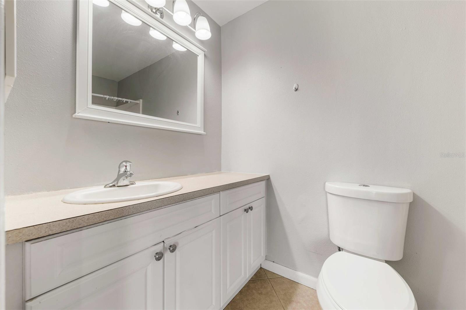 Image 30 of 41 For 5137 Piccadilly Circus Court 3