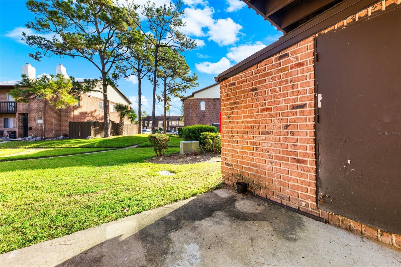 Image 33 of 41 For 5137 Piccadilly Circus Court 3