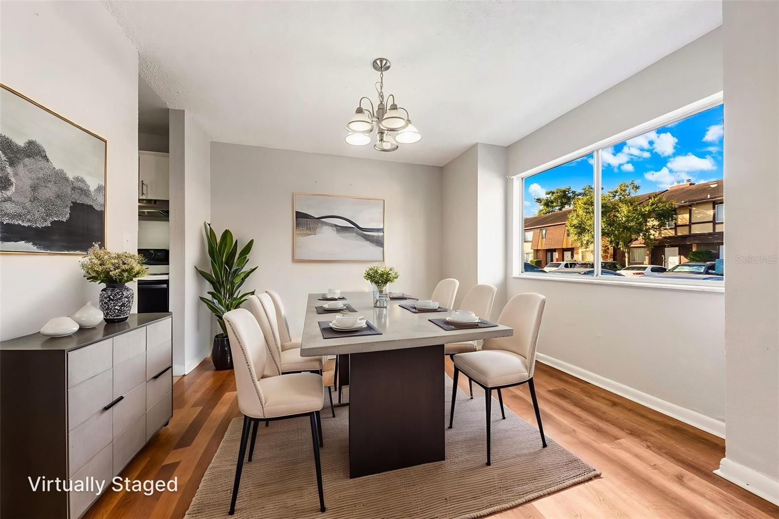 Image 5 of 41 For 5137 Piccadilly Circus Court 3