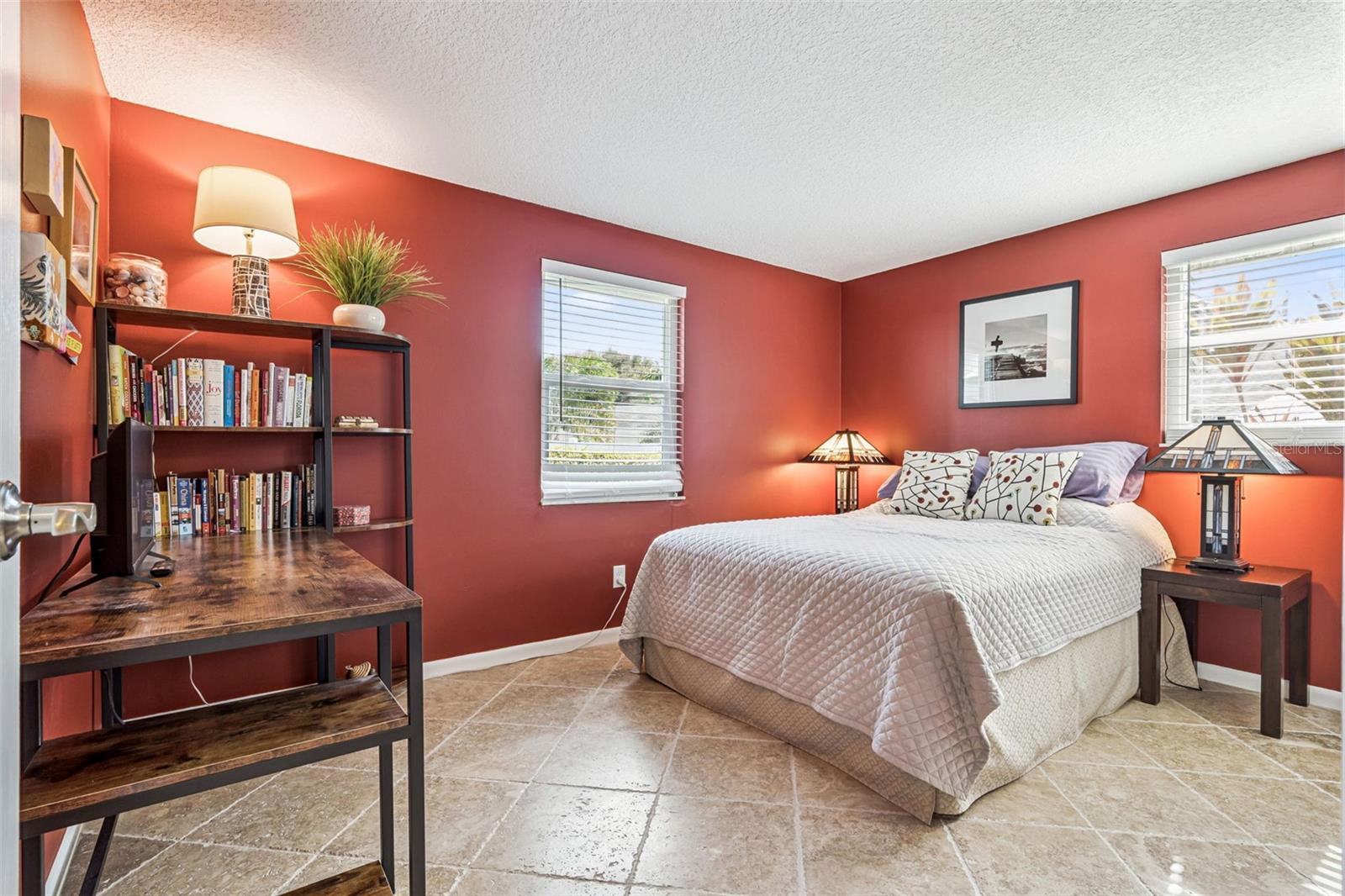 Image 16 of 37 For 2 Ted Circle