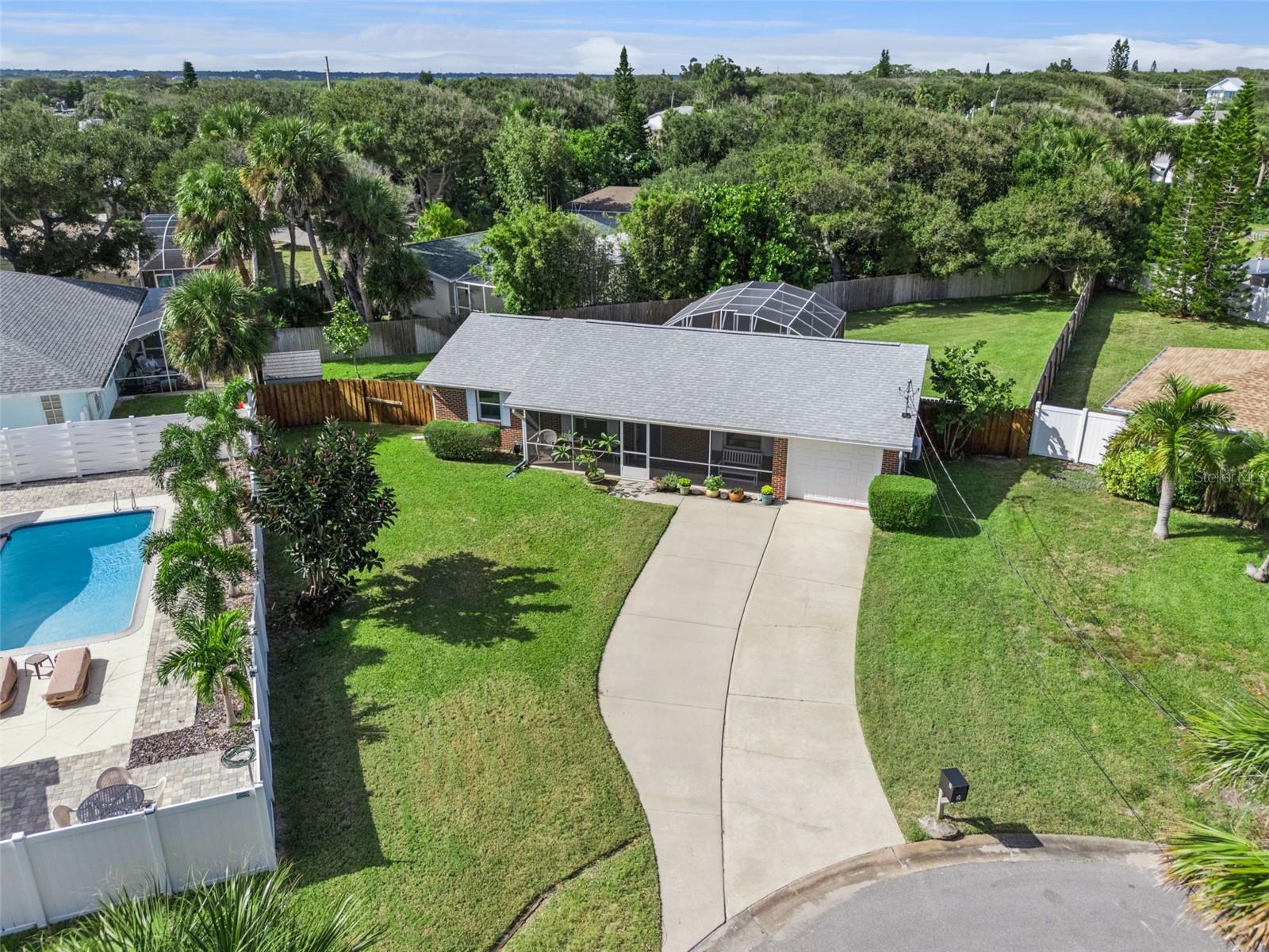 Image 33 of 37 For 2 Ted Circle