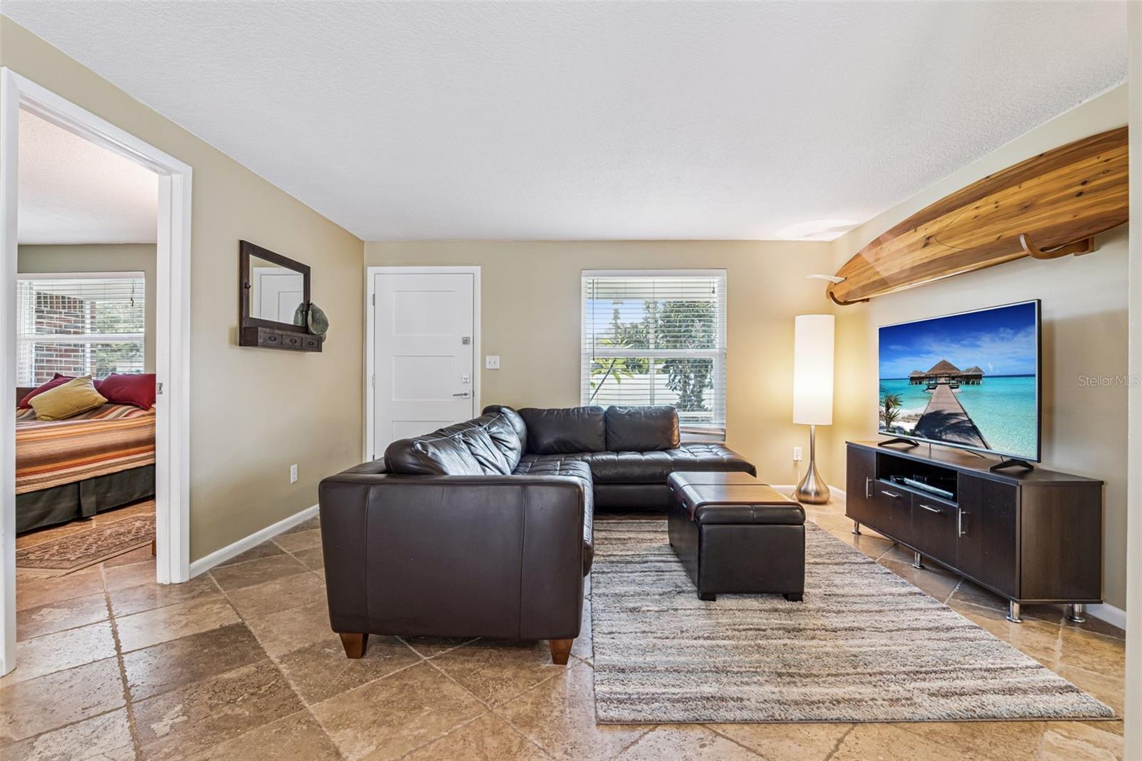 Image 5 of 37 For 2 Ted Circle