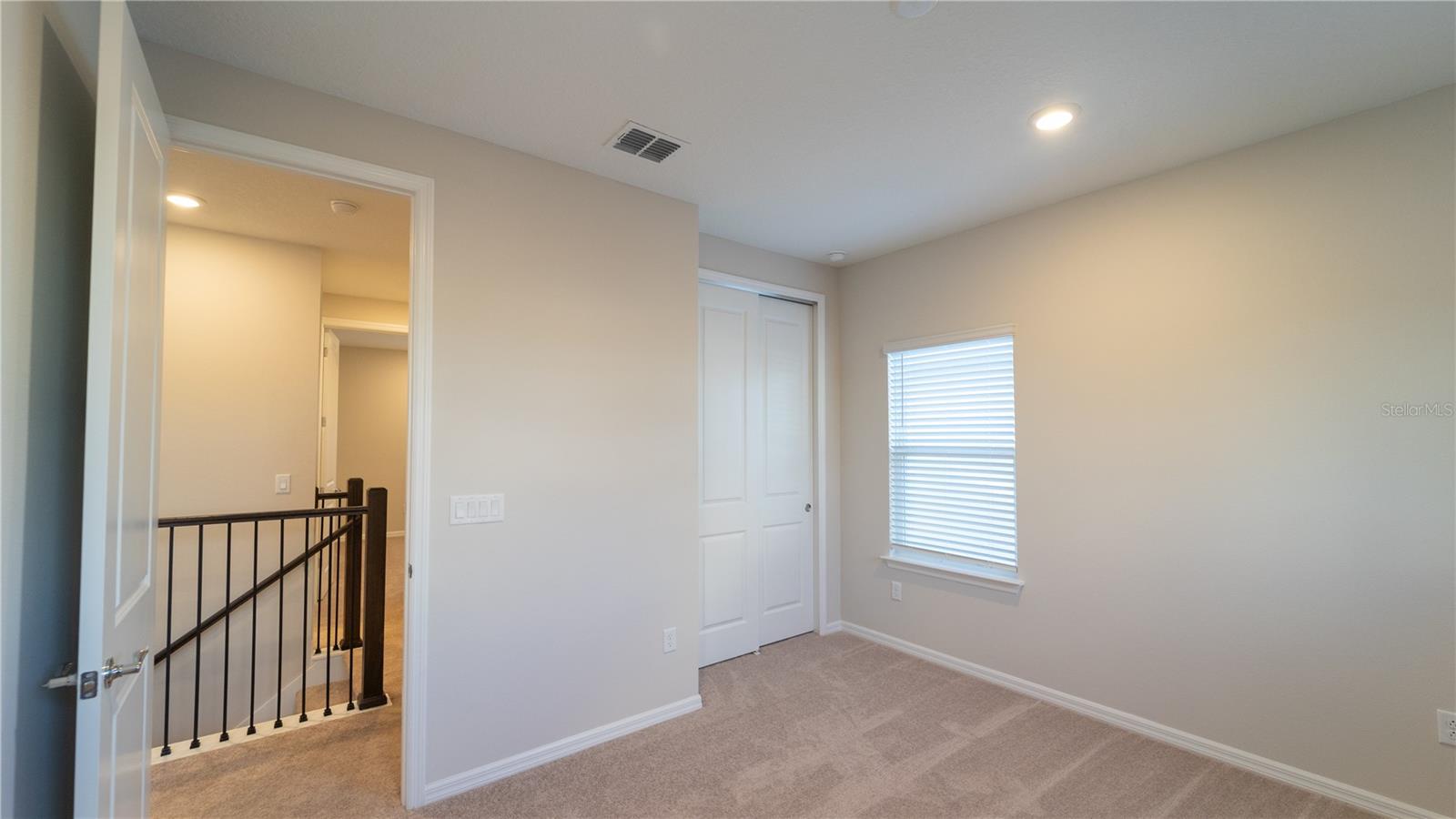 Image 21 of 45 For 16446 Lone Oak Circle