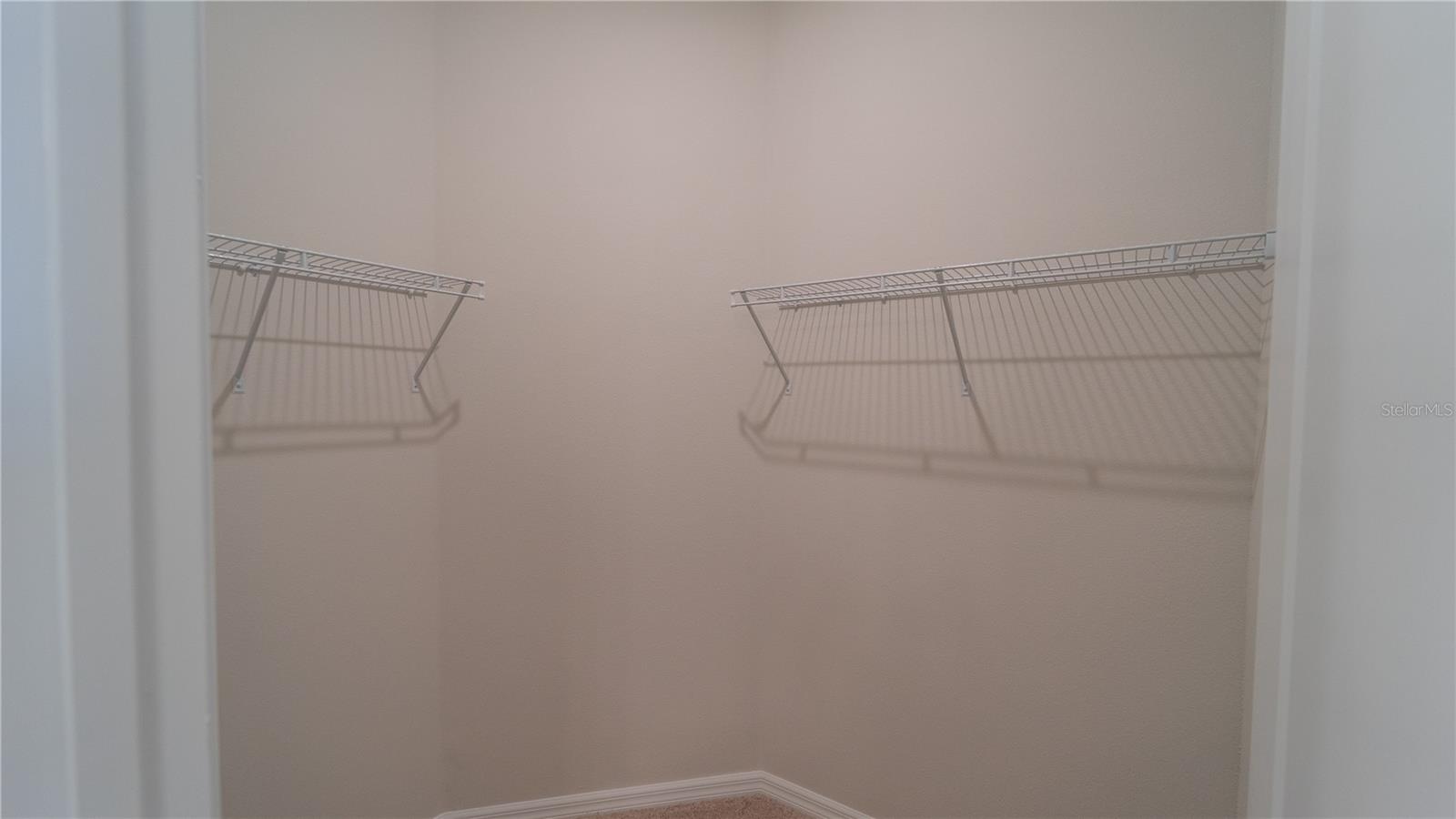 Image 7 of 45 For 16446 Lone Oak Circle