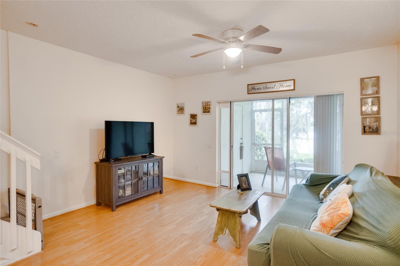 Image 7 of 18 For 2912 Woodlands Park Court