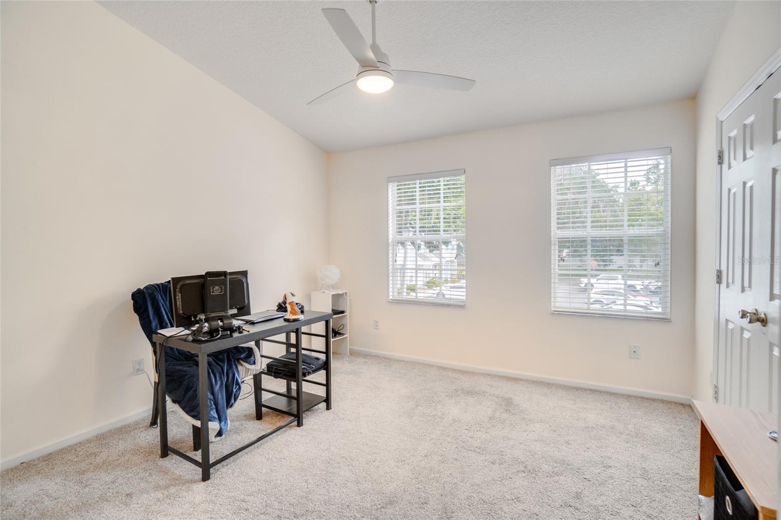 Image 9 of 18 For 2912 Woodlands Park Court