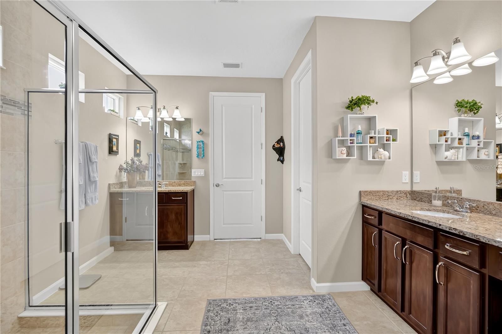 Image 17 of 45 For 1066 Victoria Hills Drive S