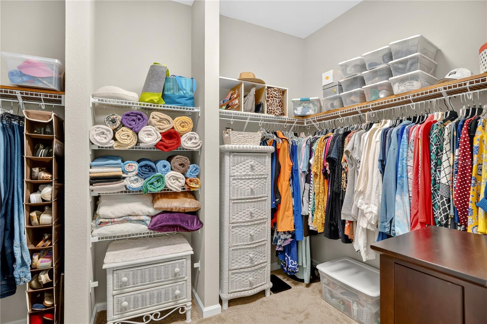 Image 18 of 45 For 1066 Victoria Hills Drive S